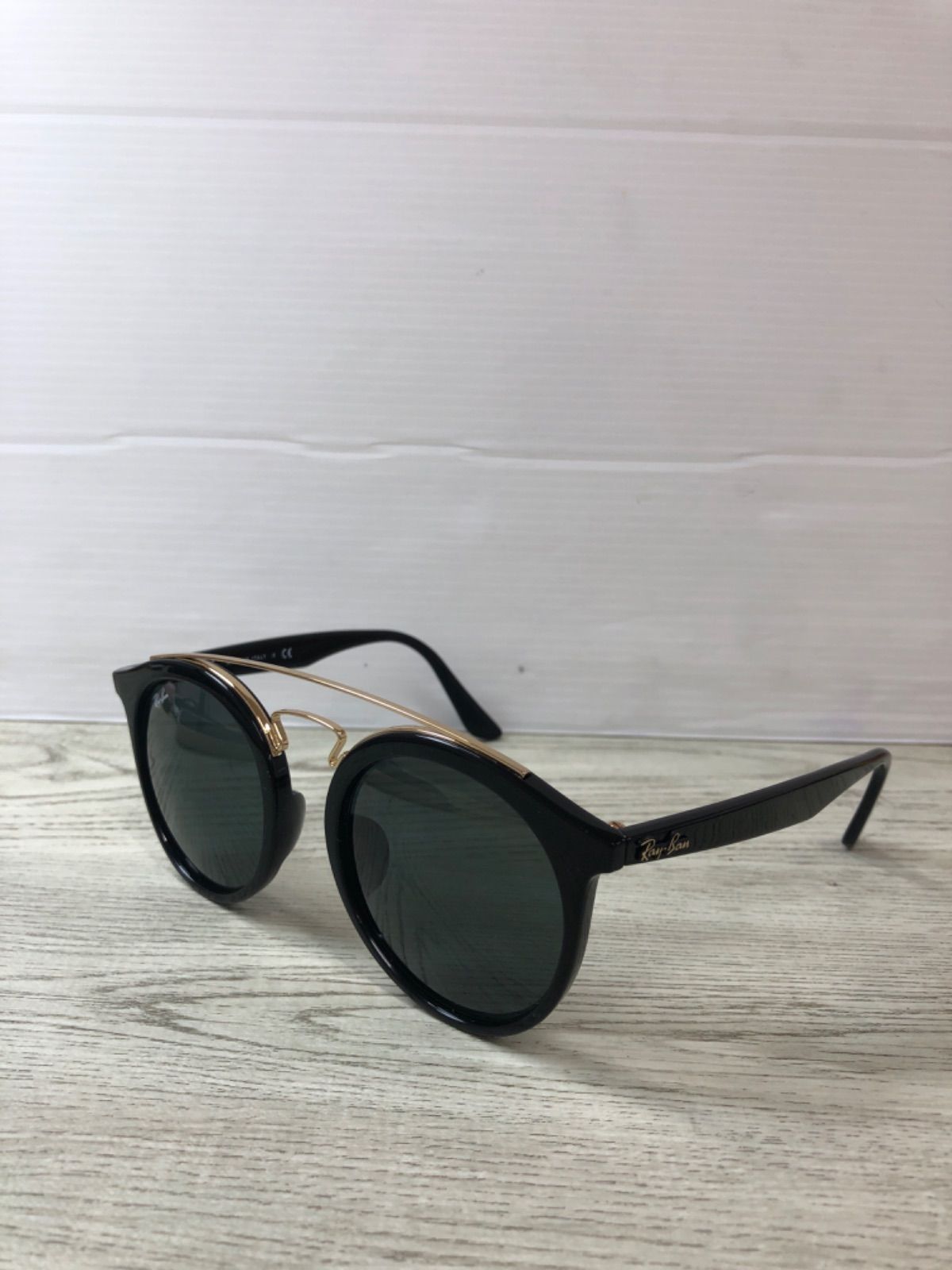 Ray-Ban RB 4256F ブラックサングラス Ray-Ban RB 4256-F ブラック サングラス 【公式通販】
