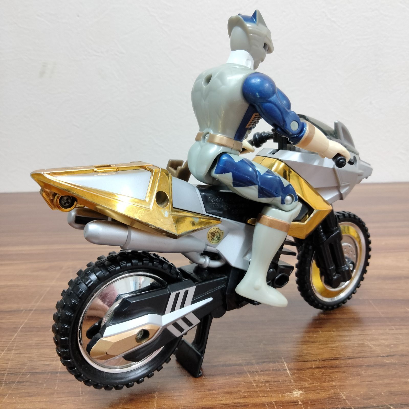 N-3538] 百獣戦隊ガオレンジャー ガオシルバー & ウルフローダー