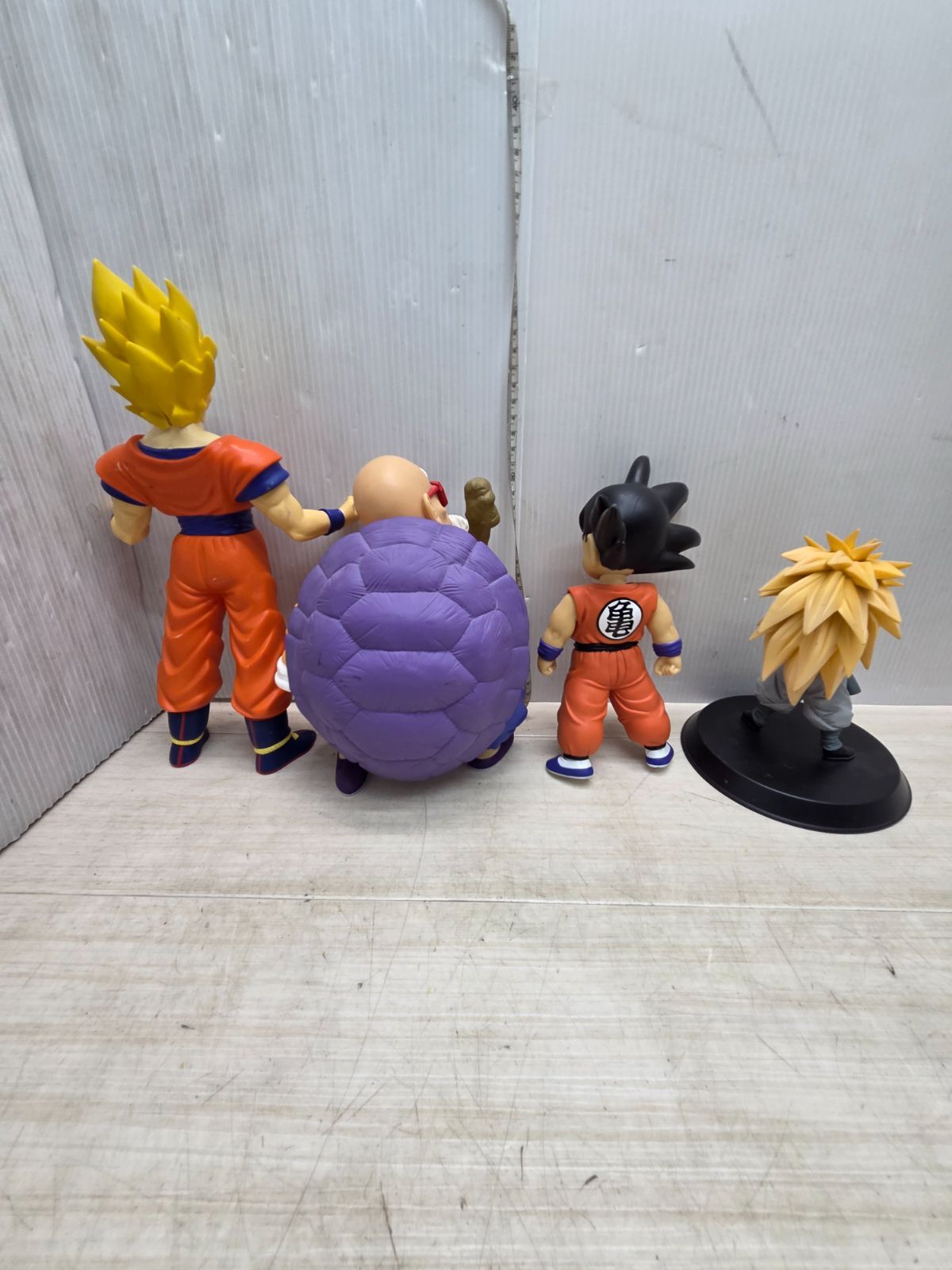 ドラゴンボール』孫悟空＆亀仙人 モンキーMiniバイク フィギュア 2体
