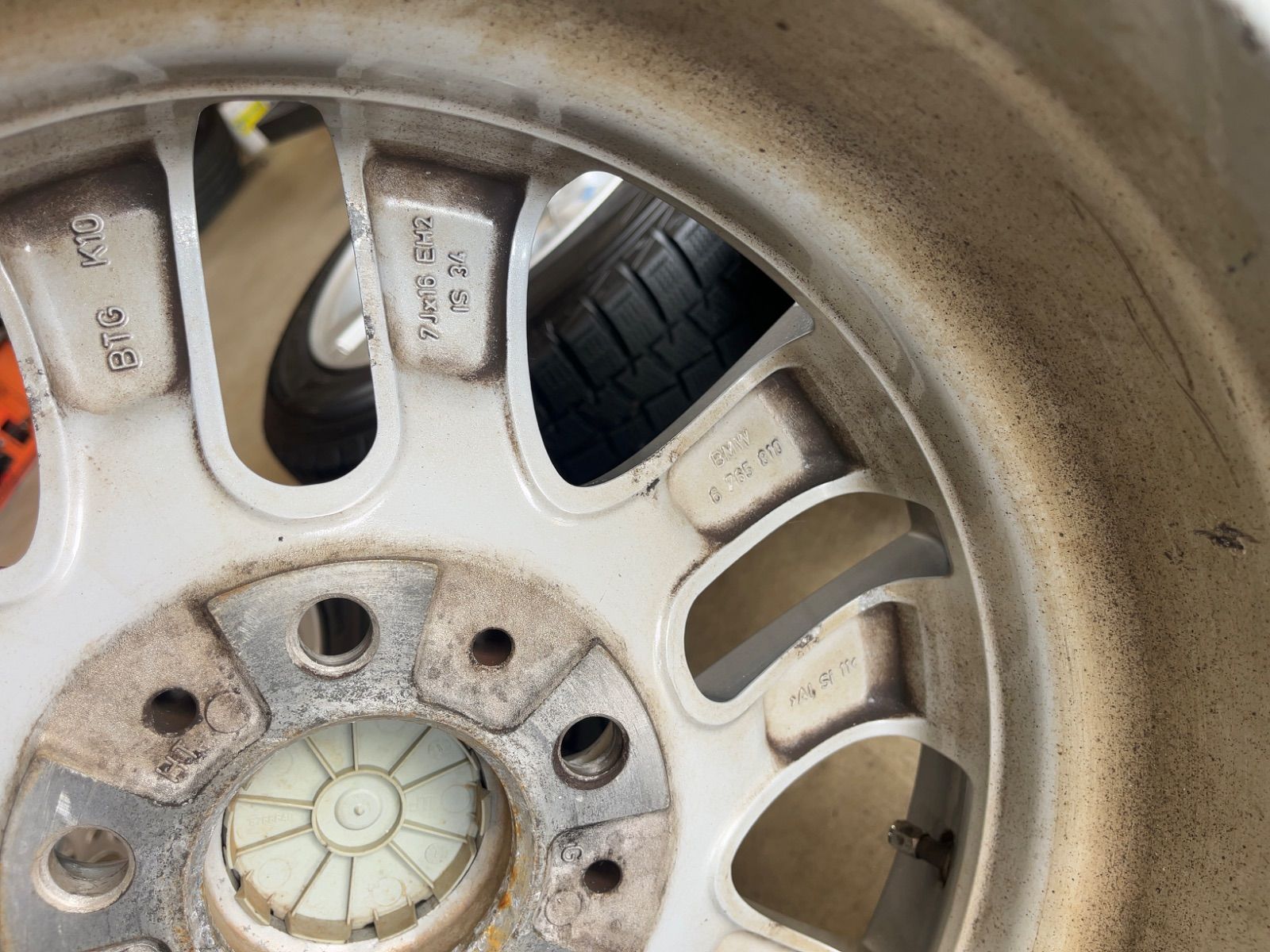 16インチ 4本セット