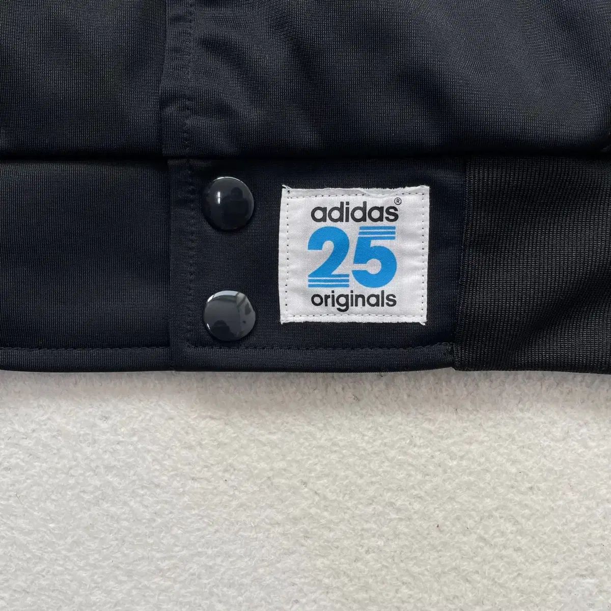 100 adidas(アディダス) 黒 ニコベア トラックトップス ジップアップ