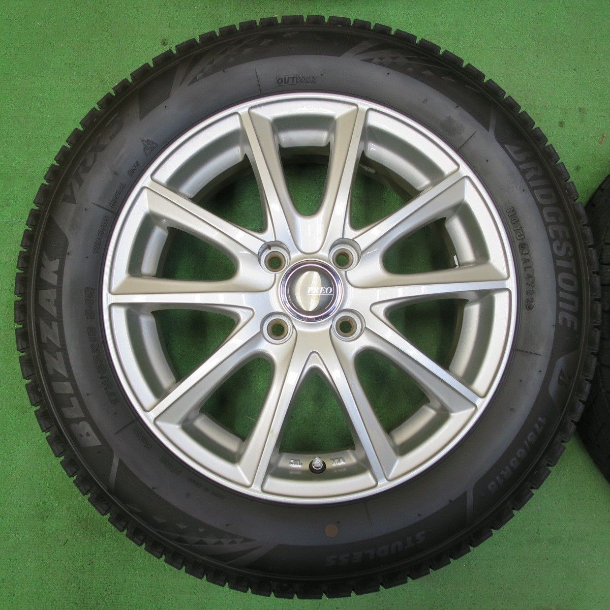 【バリ溝美品】SMACK 15in ブリヂストン ブリザック195/65R15 バリ溝美品】SMACK 15in ブリヂストン ブリザック195/65R15