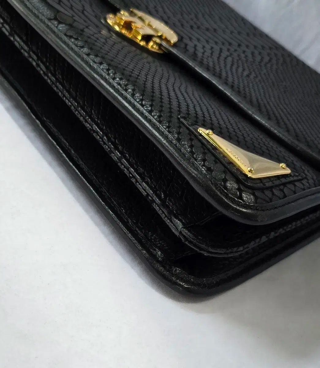 R*K様 ⁉️12650円→5999円値下Metrocity ブラック フラワー METROCITY(メトロシティ) トートバッグ ブラック - メルカリ