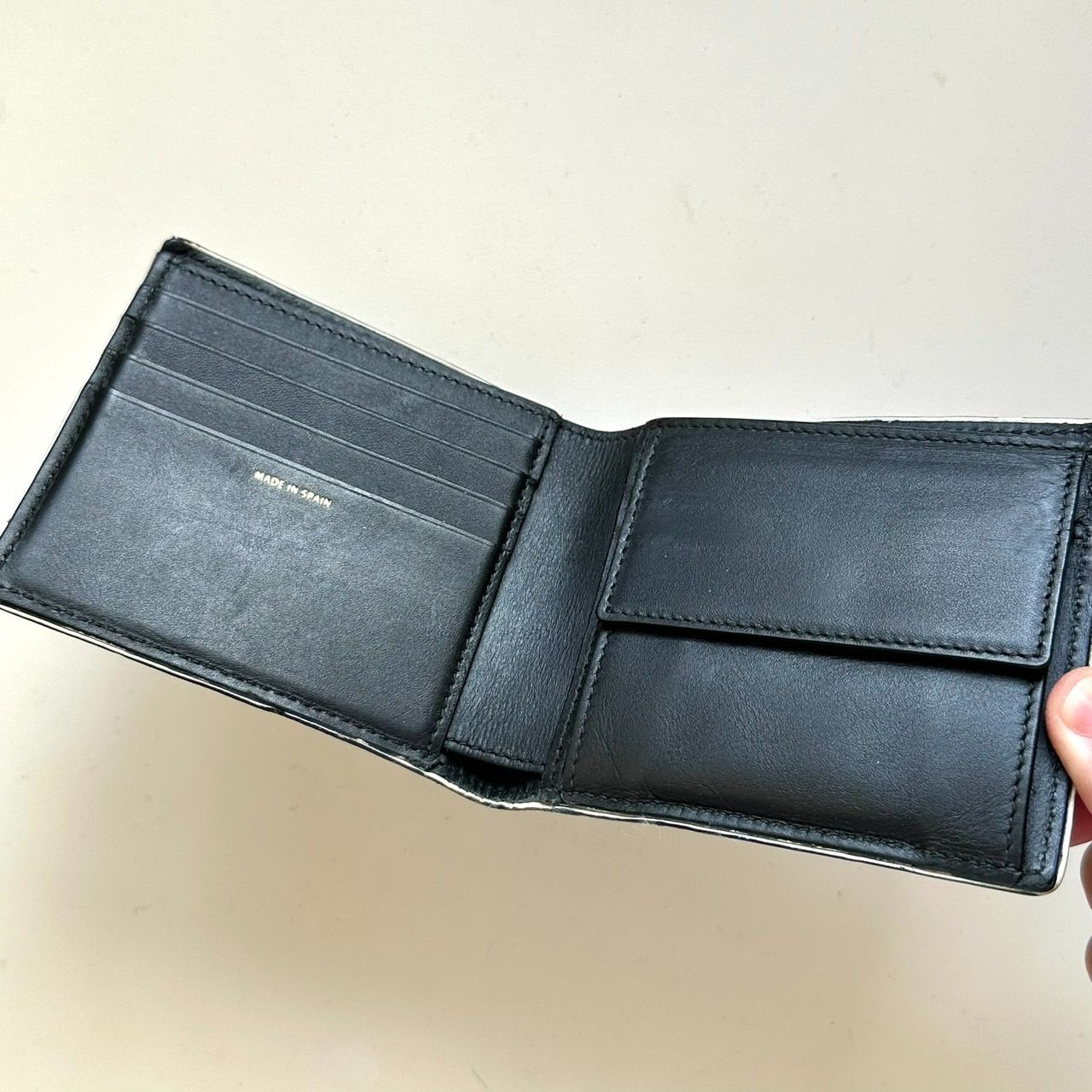 ポールスミス Paul Smith 二つ折り財布 本革 ブラック - メルカリ