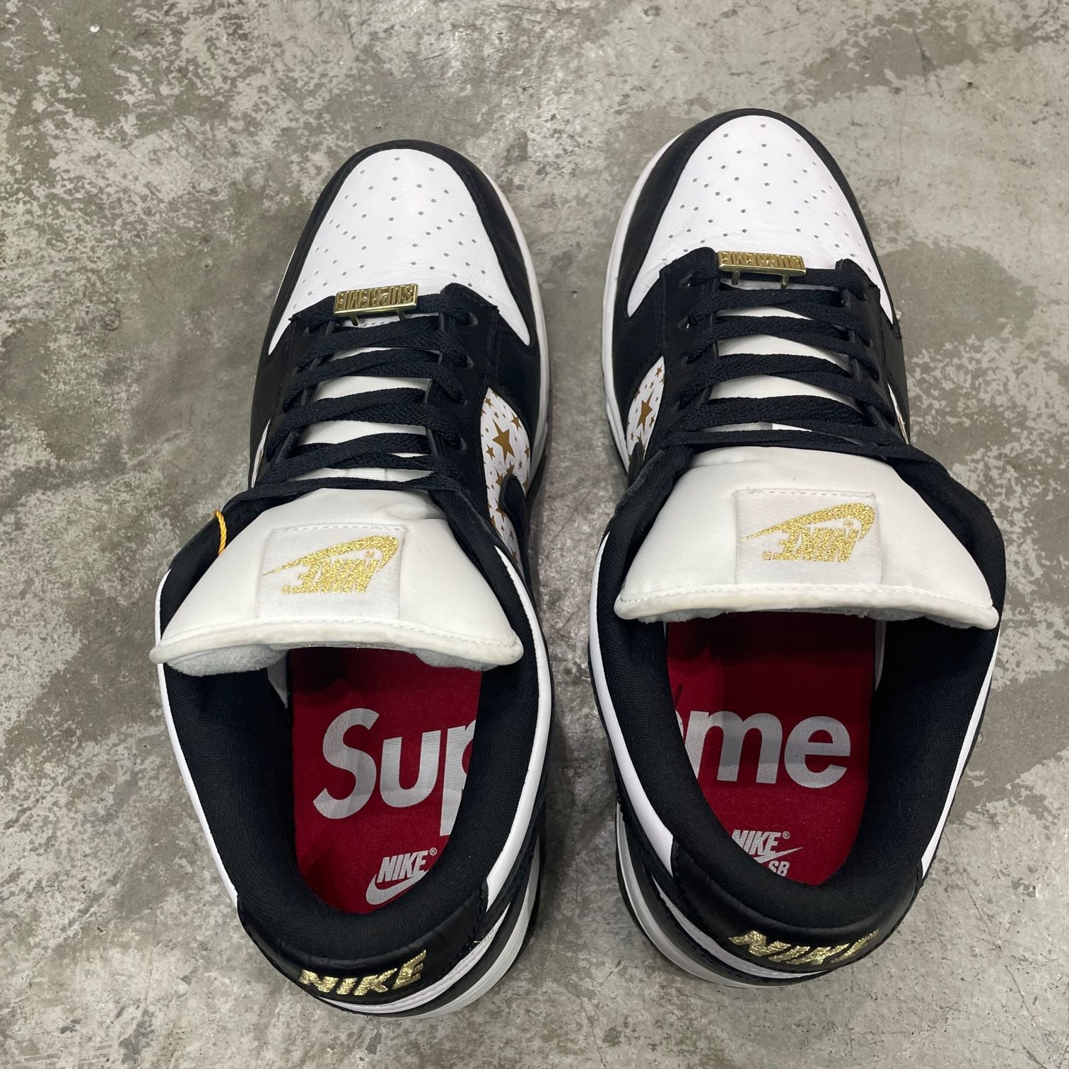 ★Nike×シュプリームコラボ★入手困難★ 2021SS DH3228-102 NIKE SB ナイキ × Supreme シュプリーム 21SS DUNK LOW OG QS