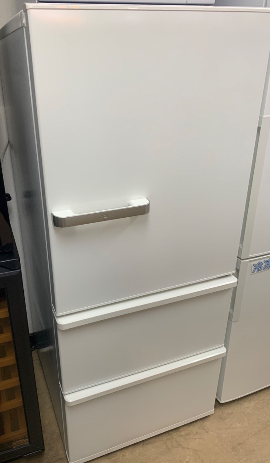 ◇AQUA 冷蔵庫 272L ホワイト 3枚とびら AQR-27M2(W) - メルカリ