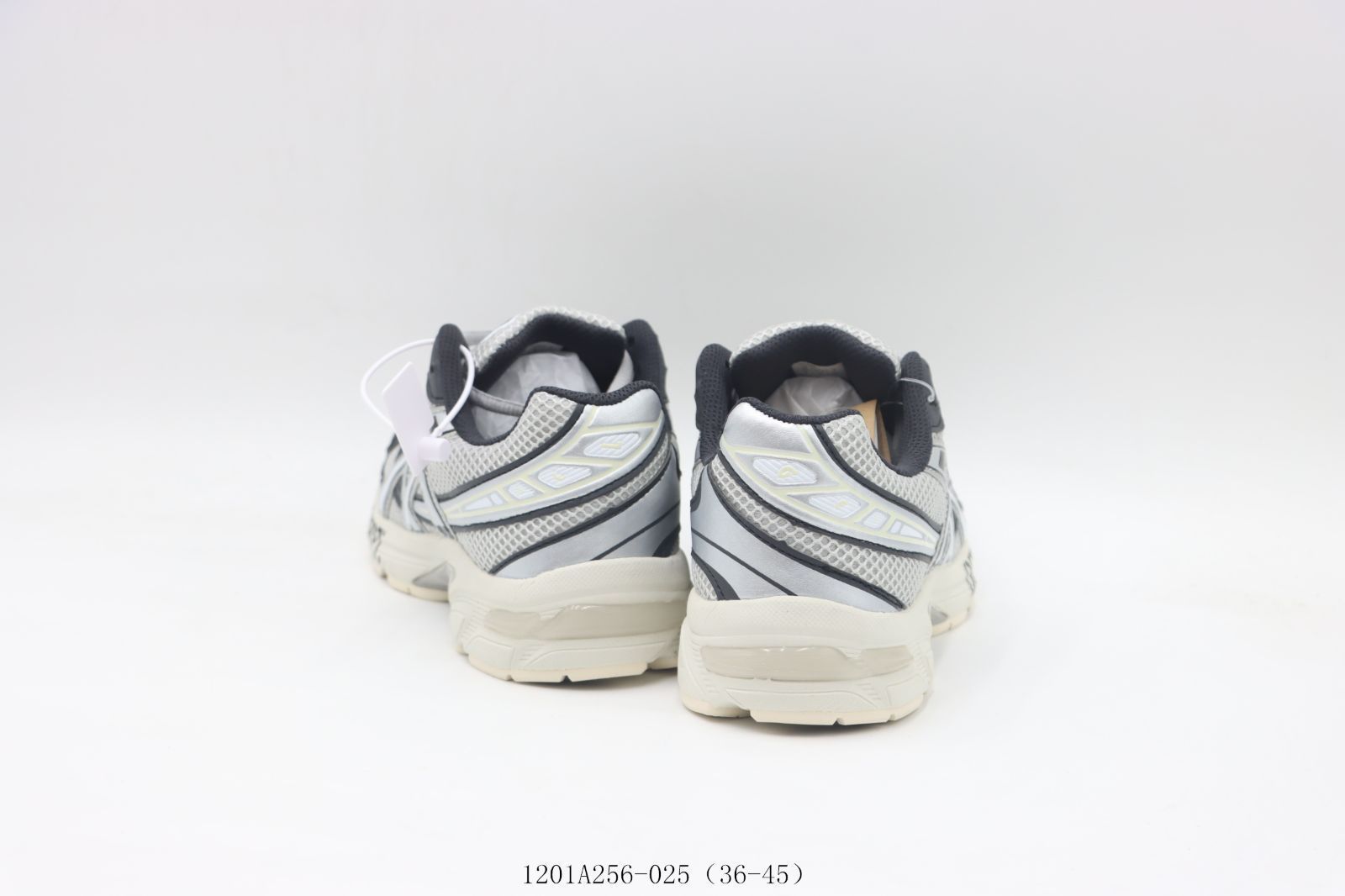 ASICS アシックス