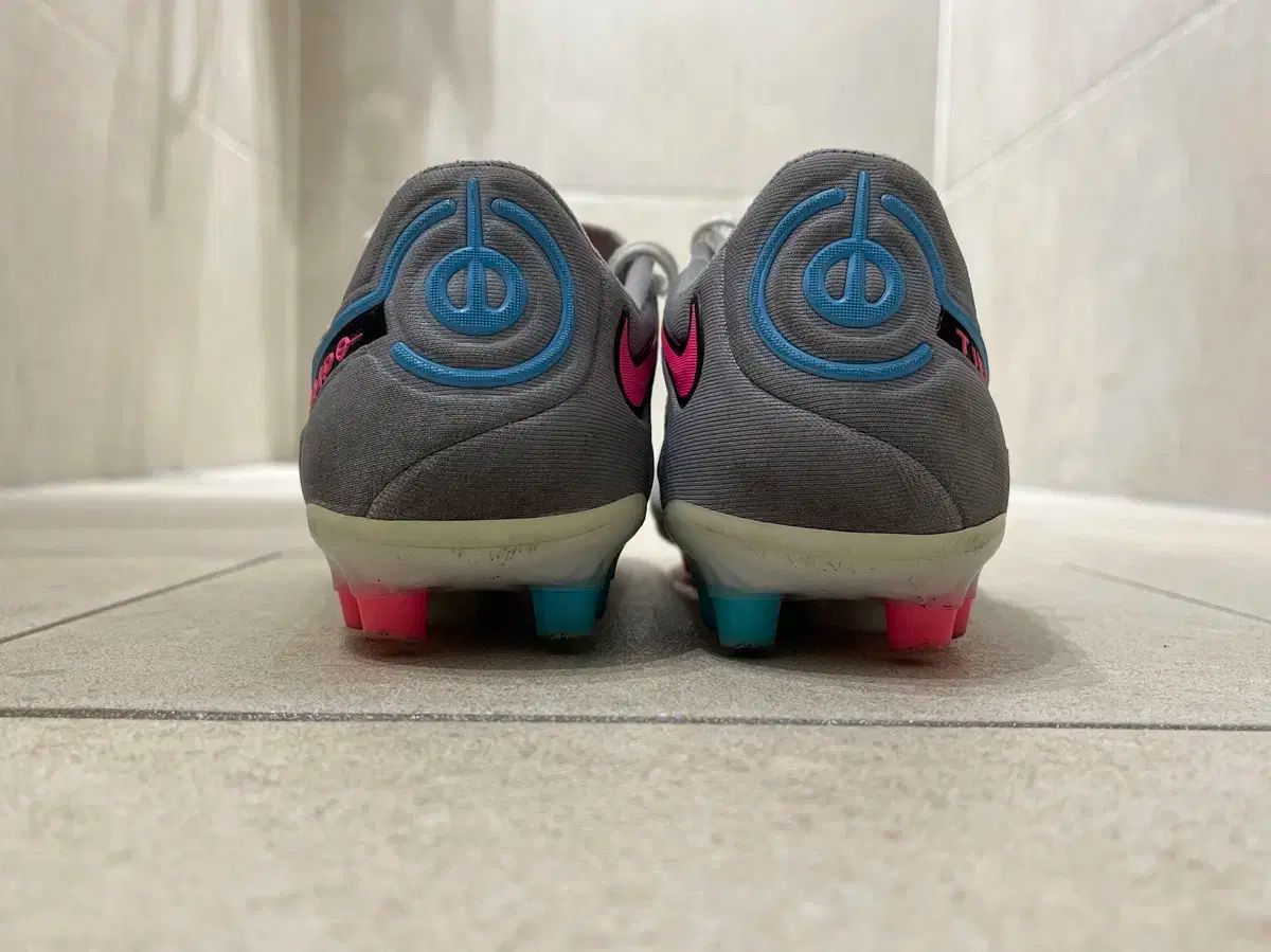 【新品】ナイキ ティエンポ レジェンド 9 エリート AG-PRO 25cm NIKE ティエンポ レジェンド 9 エリート ag 新品】ナイキ ティエンポ