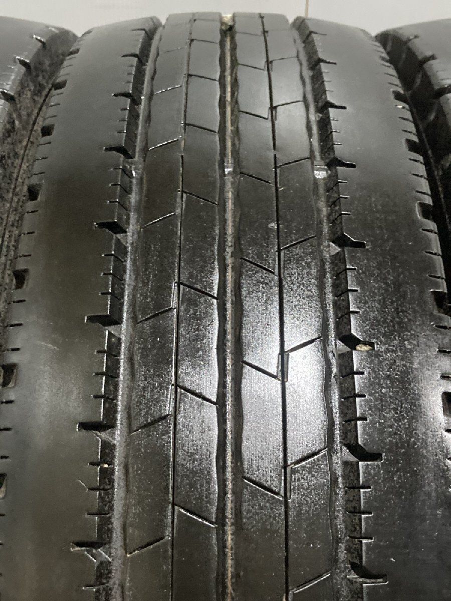 DUNLOP ENASAVE SPLT50 215/70R17.5 118/116L LT 17.5インチ ライトトラック用 夏タイヤ 6本 22年製 バリ溝 ダイナ等　(KTT163)