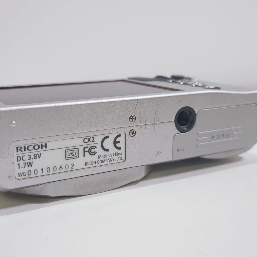 RICOH リコー CX2 デジタルカメラ 液晶焼けあり バッテリー 箱付き RICOH リコー CX2 デジタルカメラ 液晶焼けあり バッテリー 箱