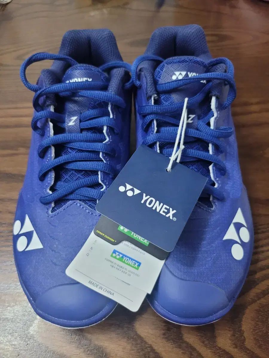 YONEX バドミントンシューズ エアラスZワイド中古 ヨネックス YONEX