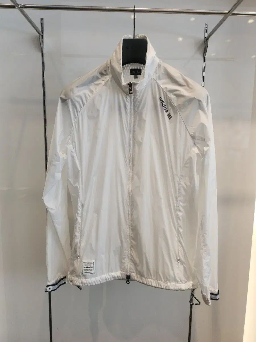 adidas アディダス ウィンドジャケット L