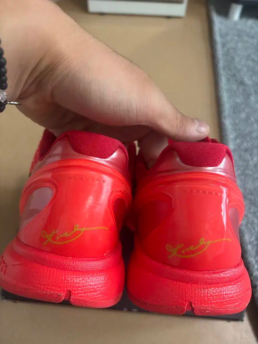 コービー 6 リバース グリンチ 280