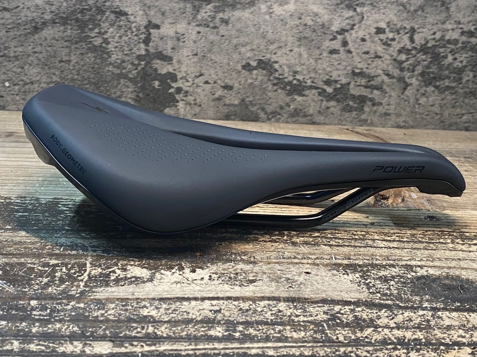 スペシャライズド POWER COMP サドル 143mm POWER COMP SADDLE BLK 143(143mm ブラック): サドル