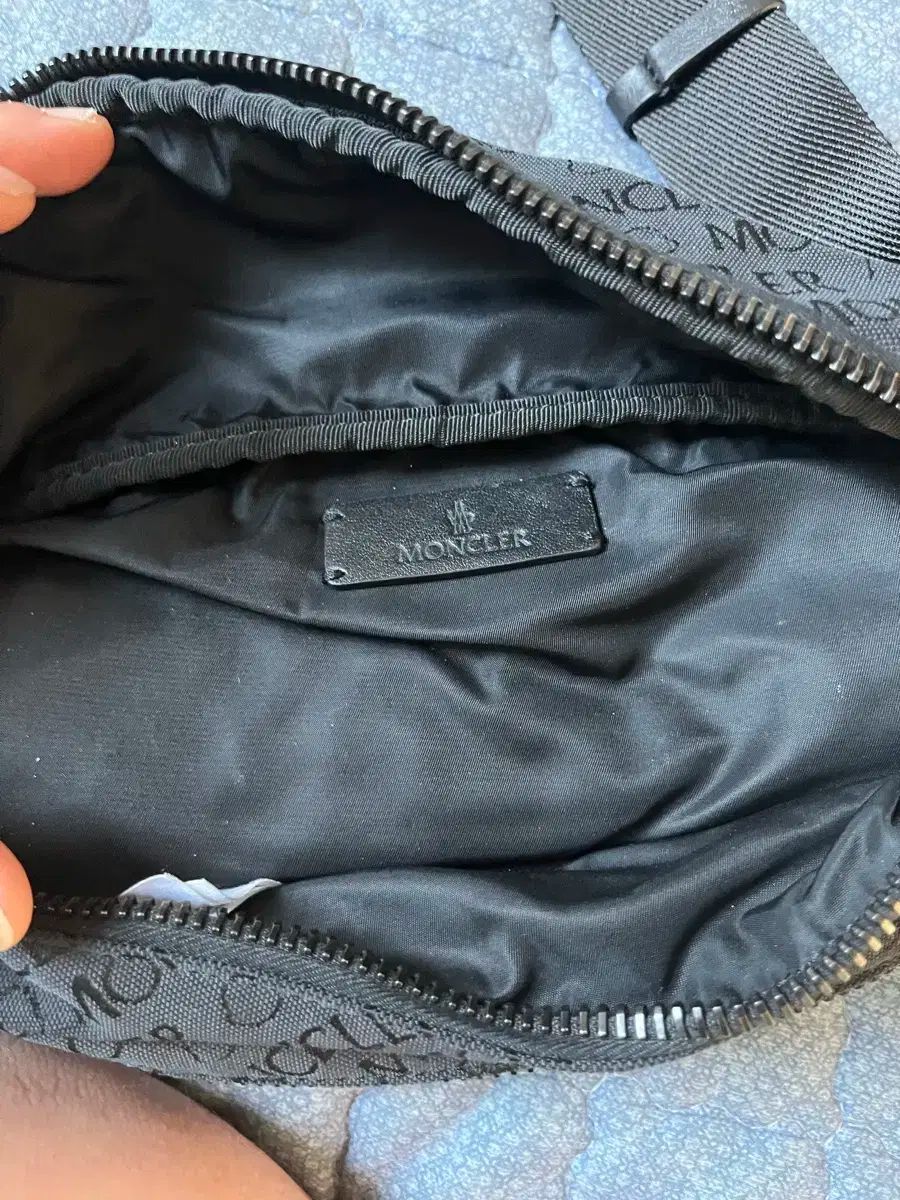 MONCLER(モンクレール) クロスバッグ