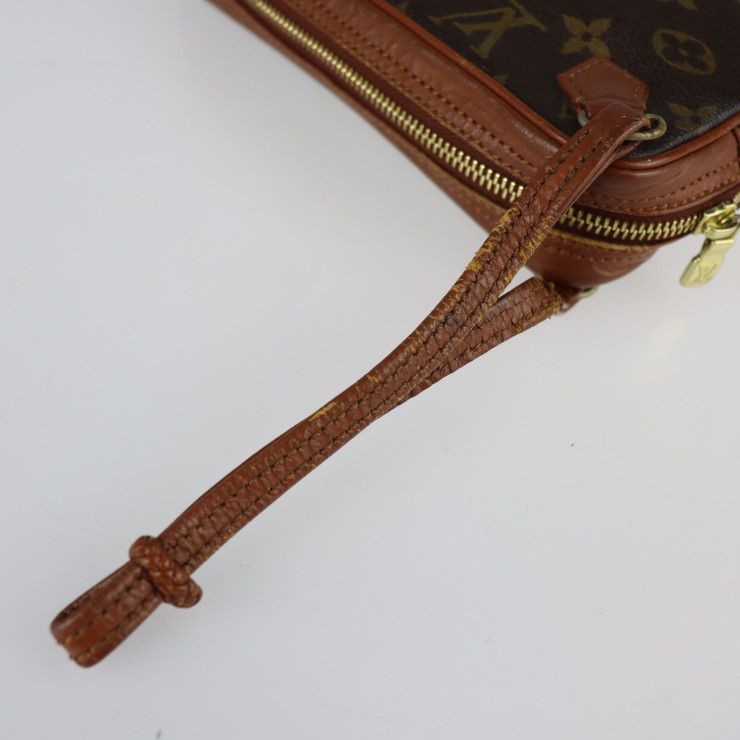 LOUIS VUITTON ルイ ヴィトン セカンドバッグ モノグラム