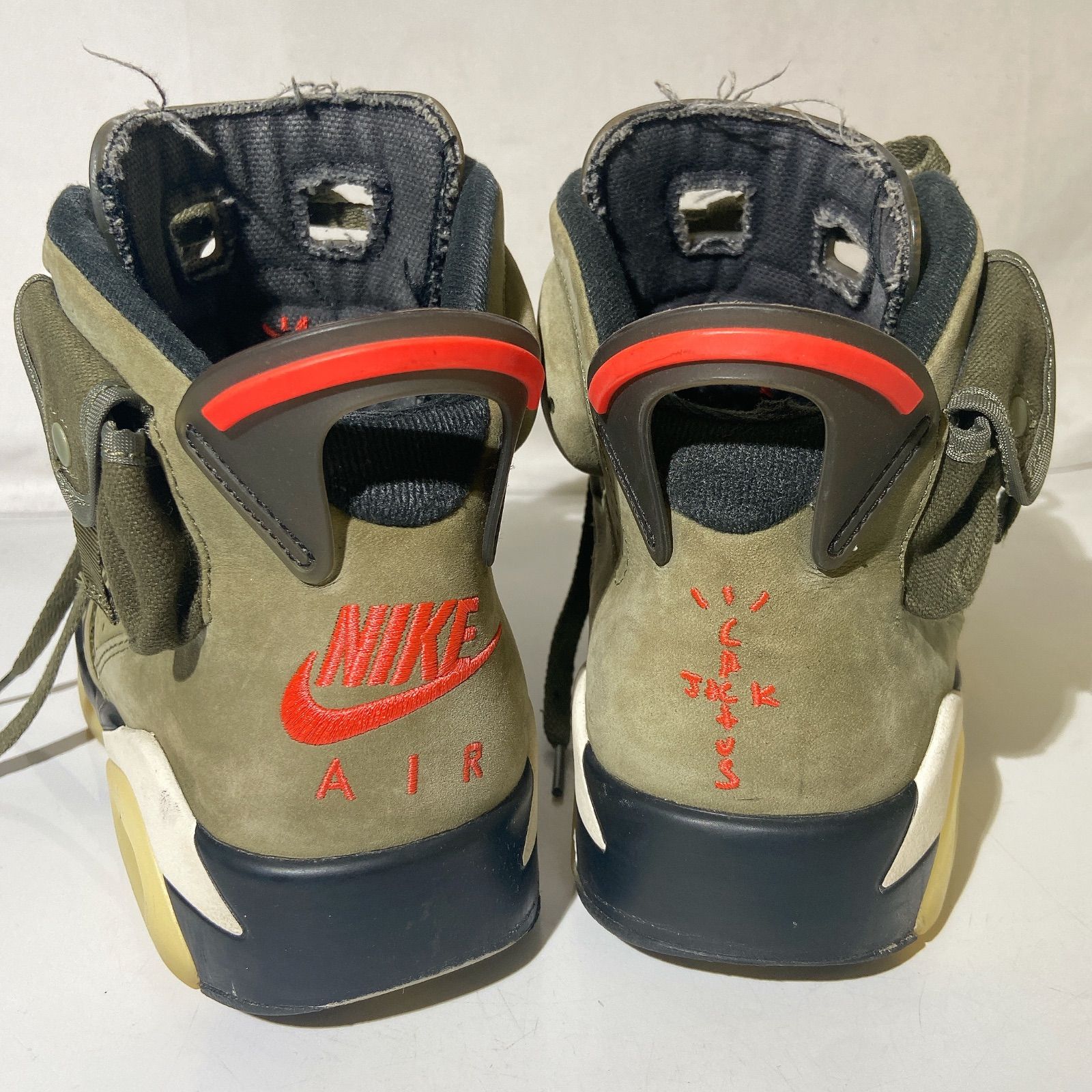 Travis Scott × Nike Air Jordan 6 Retro 