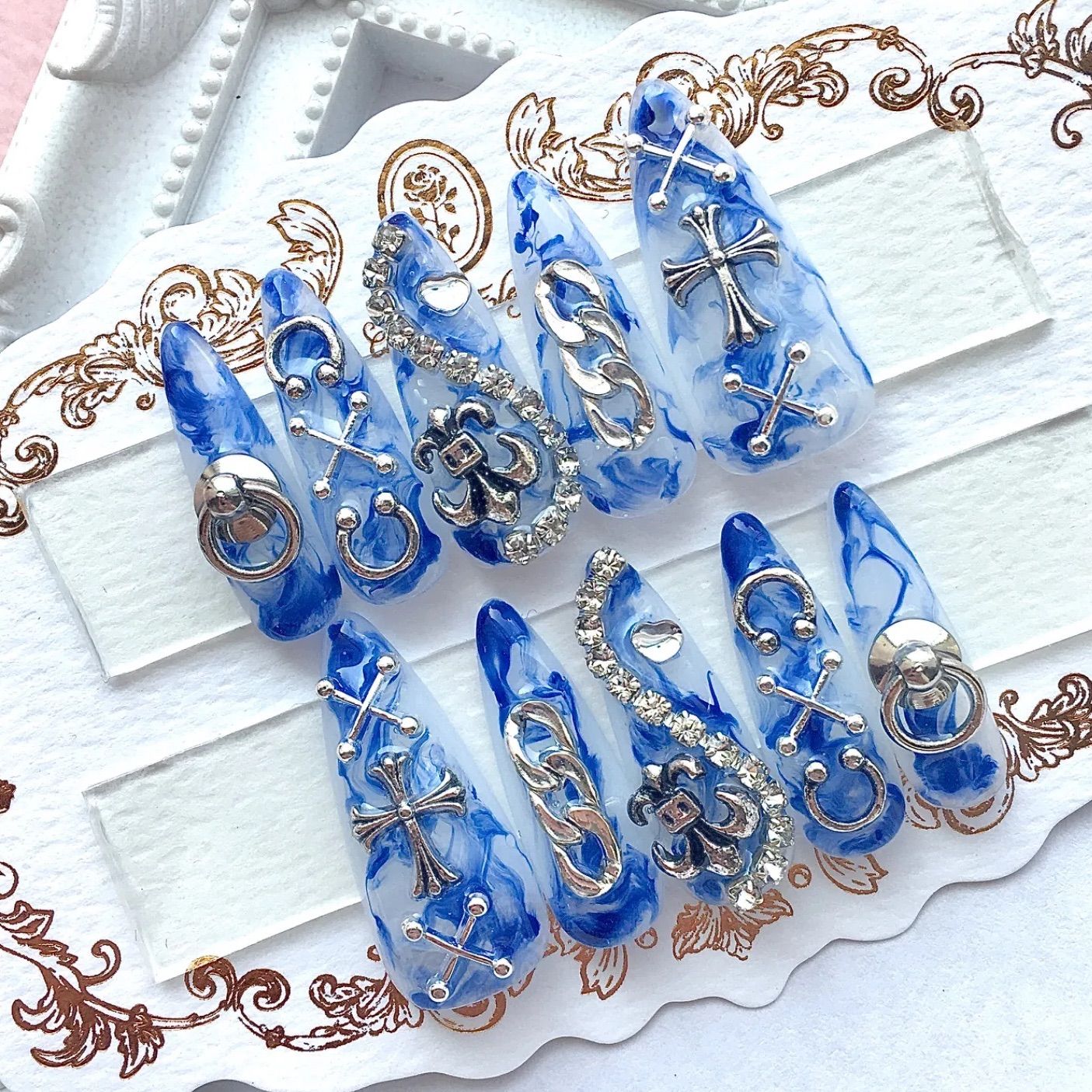 ネイルチップ 量産型 地雷 サブカル 天使界隈 ホワイト ブルー ピアス  