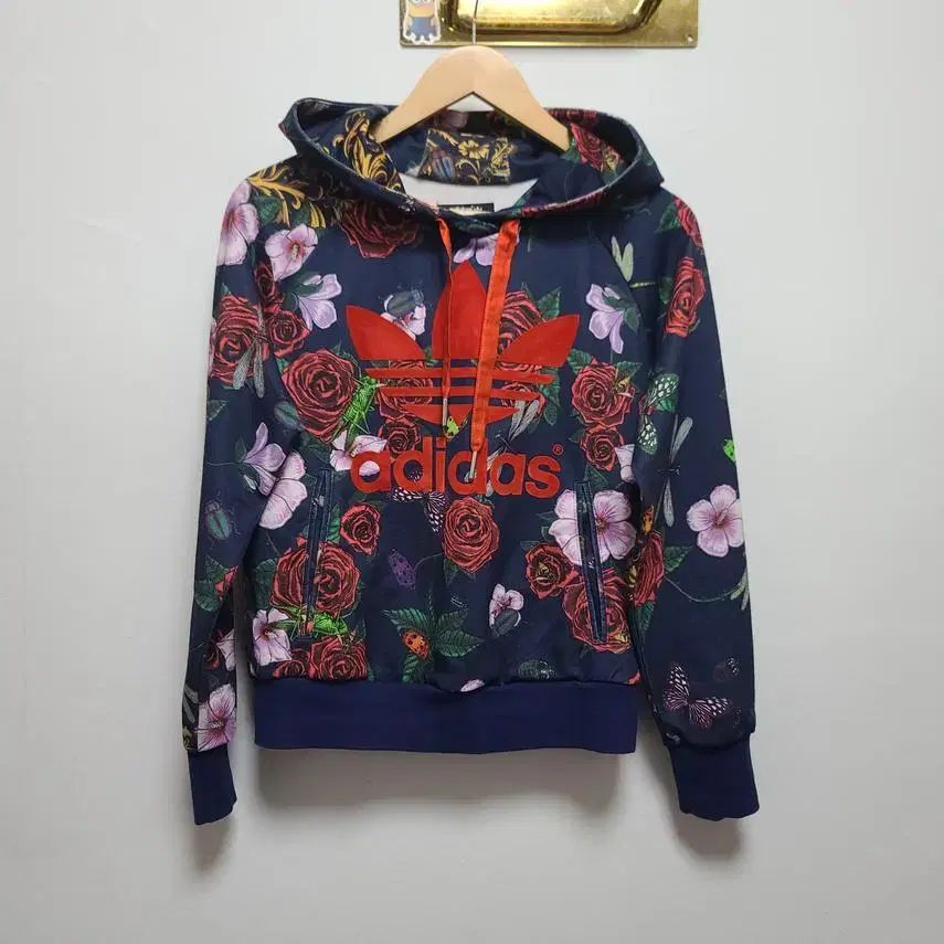 【雷市場（ポンジャン）商品韓国直送】 ADIDAS レディース オリジナル rita ora roses セットアップ 85