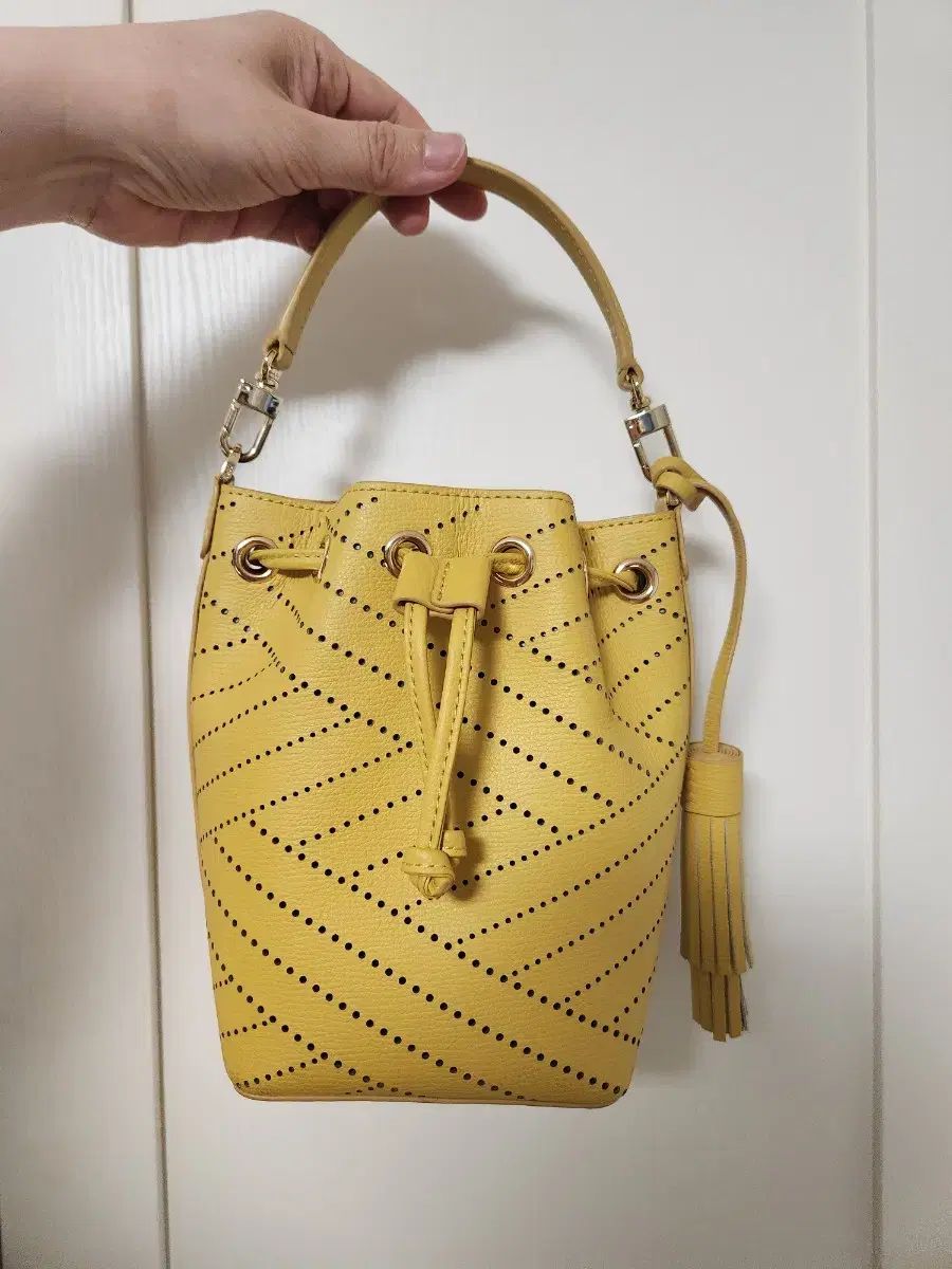 DAKS ダックス 黄色 パンチング バケットバッグ