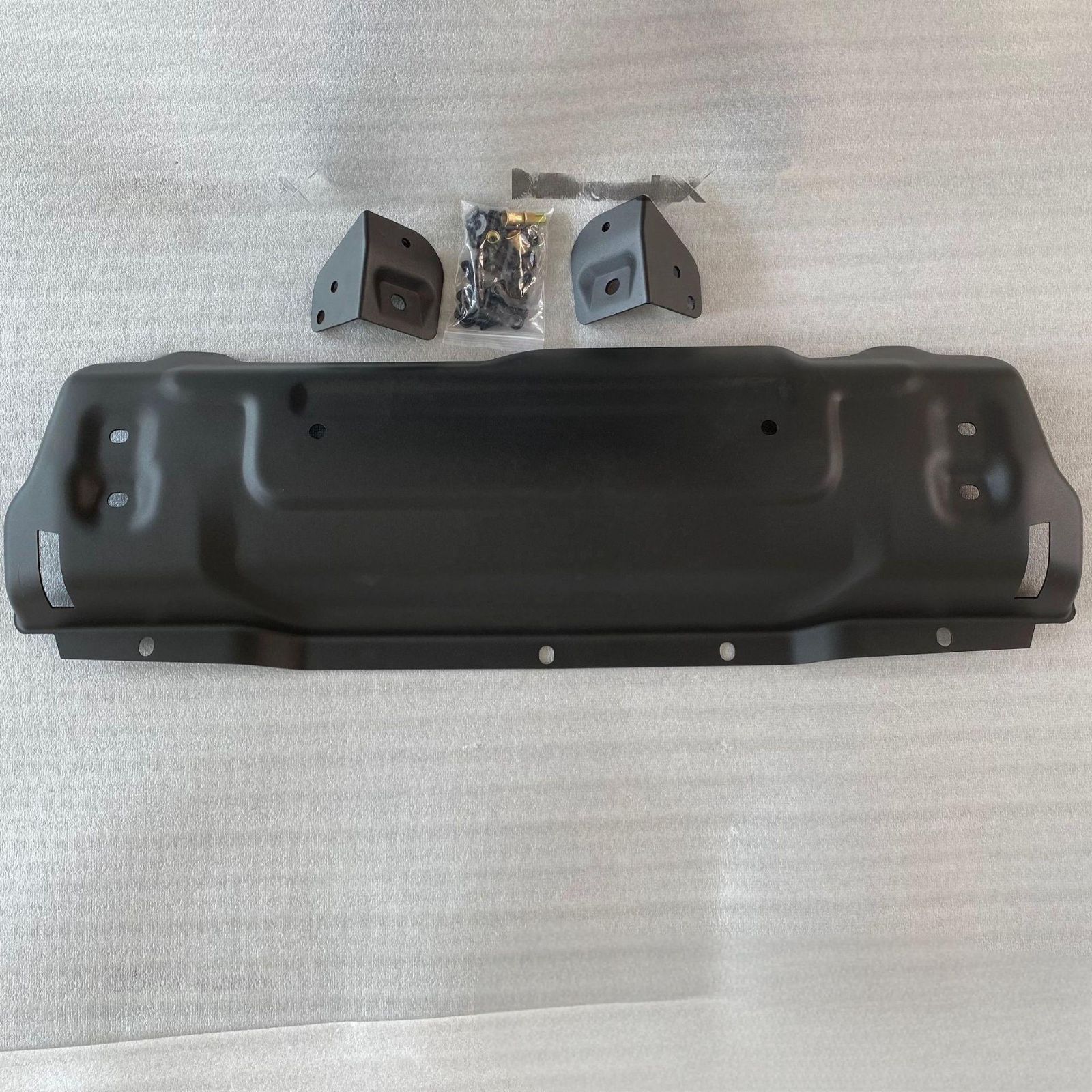 18-24JEEP牧马人 前杠改装防撞護板