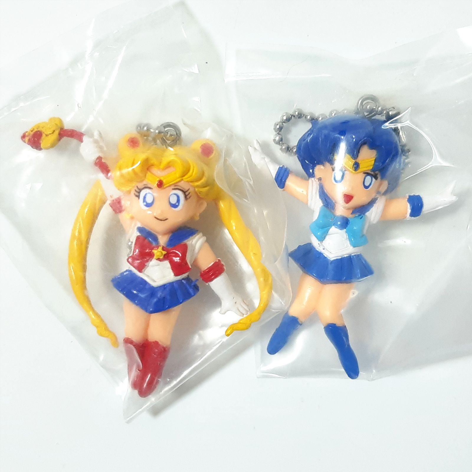 セーラームーン セーラームーンスイング ガチャ フィギュア