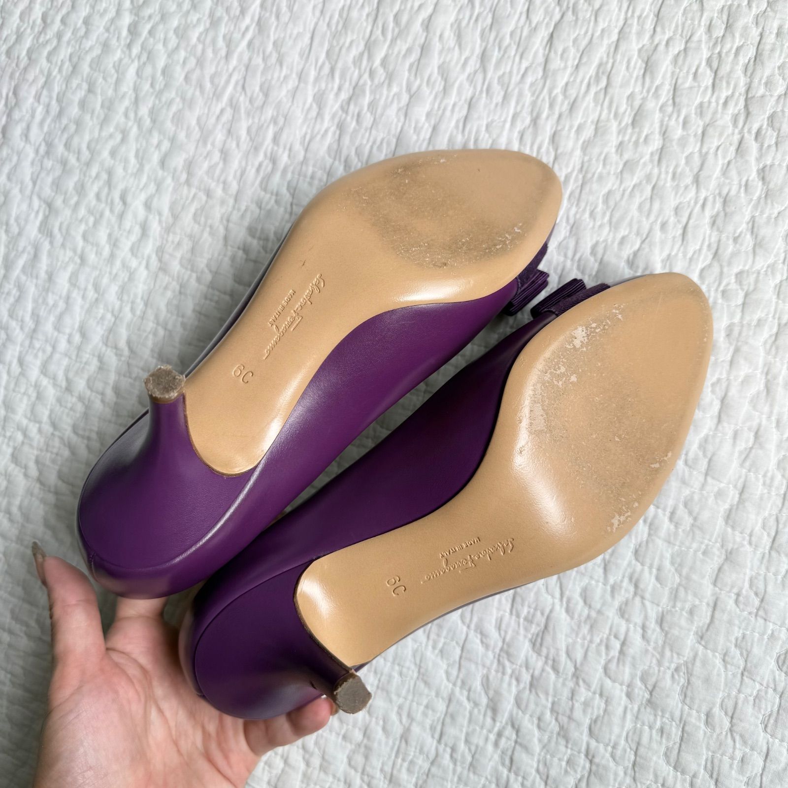 極美品 Salvatore ferragamo ヴァラ リボン パンプス 6C 極美品 SalvatoreFerragamo サルヴァトーレフェラガモ ヴァラ