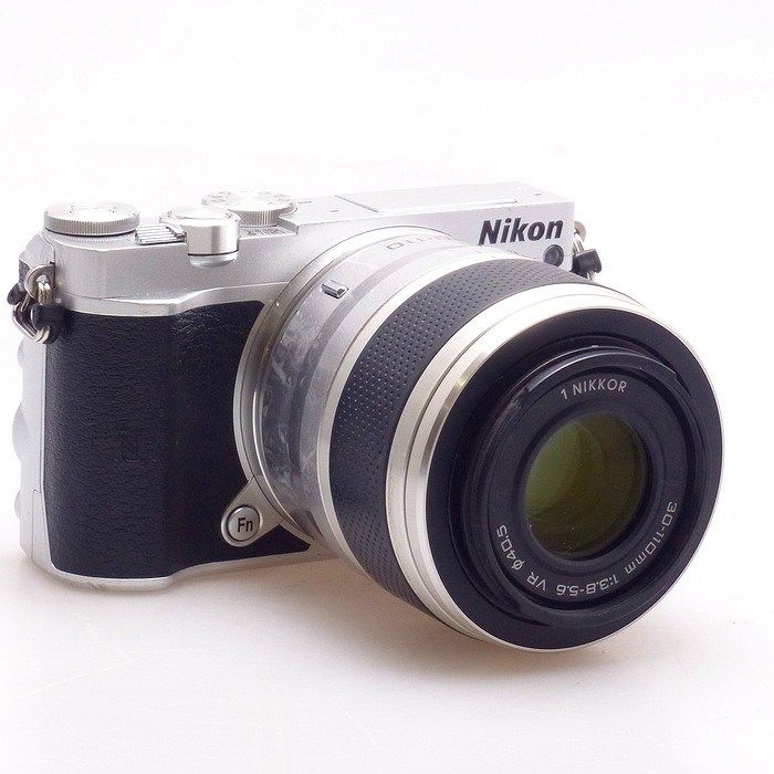 中古】(ニコン) Nikon ニコン 1 J5 ダブルレンズキツト シルバー