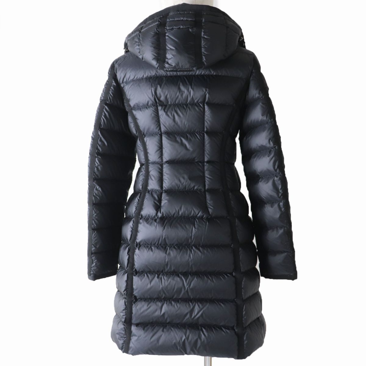 極美品☆国内正規品 MONCLER モンクレール 2021年製 HERMINE