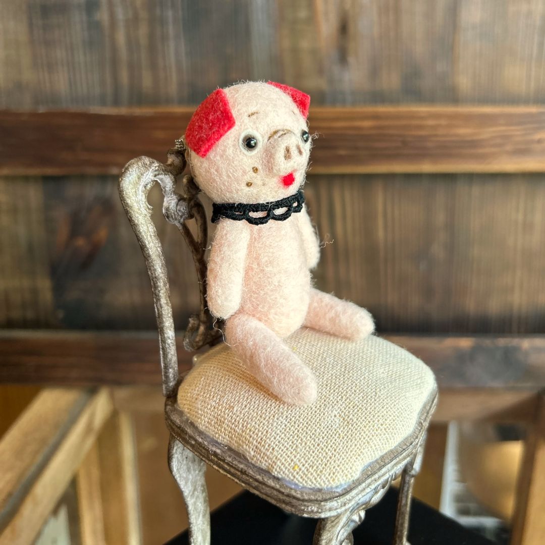 羊毛dollブローチ