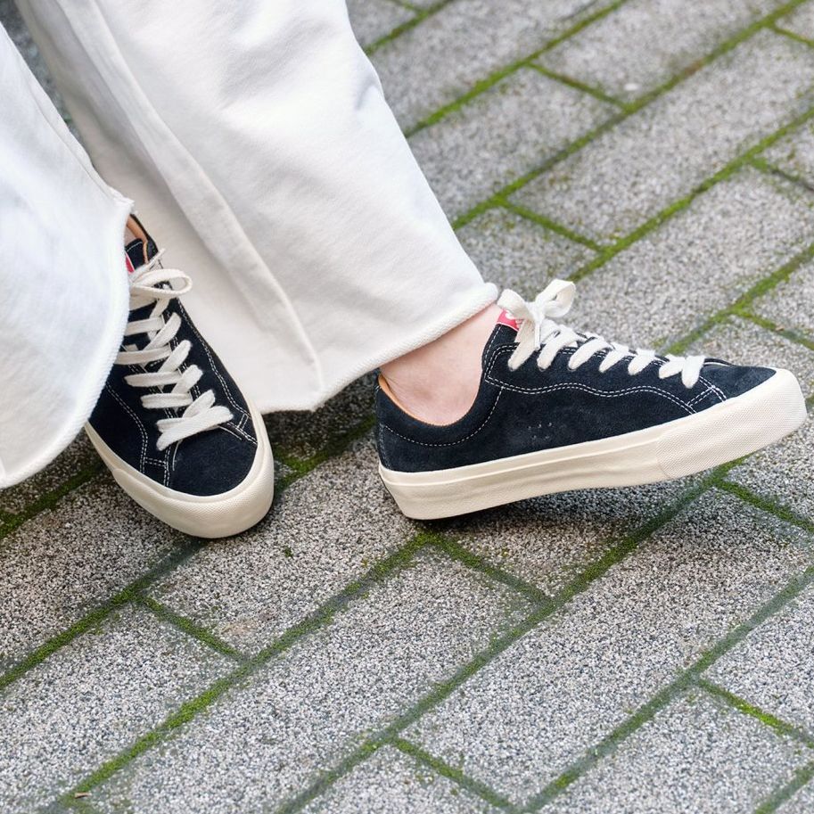 箱根芦ノ湖 F4／尾身周三 (油彩) キャンバス f4