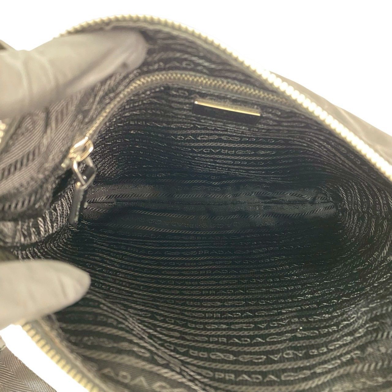 極 美品 PRADA プラダ 三角ロゴ プレート 金具 テスート ナイロン  