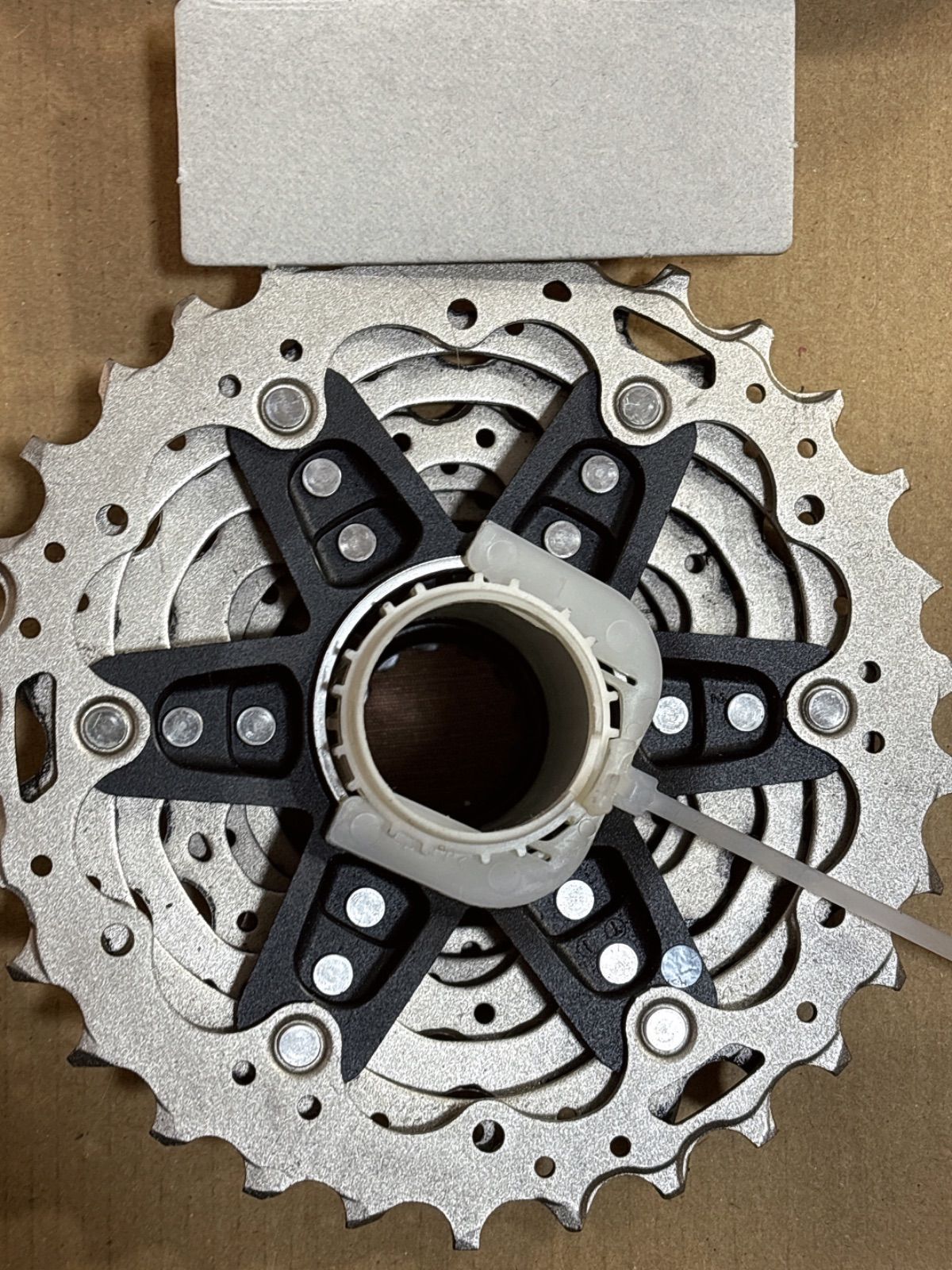 SHIMANO ULTEGRA CS-R8100 11-34T スプロケット HK633 シマノ SHIMANO