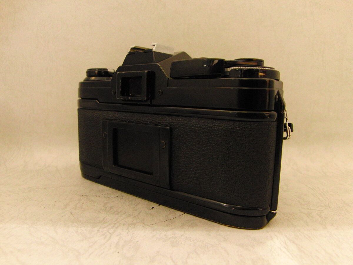 並品 キヤノン AE 1 ボディ ブラック