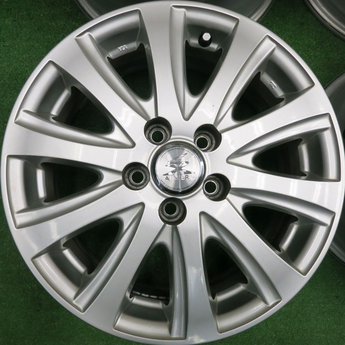 送料無料] 4本価格☆AIRBERG エアベルグ 15インチ ホイール 15×6J 