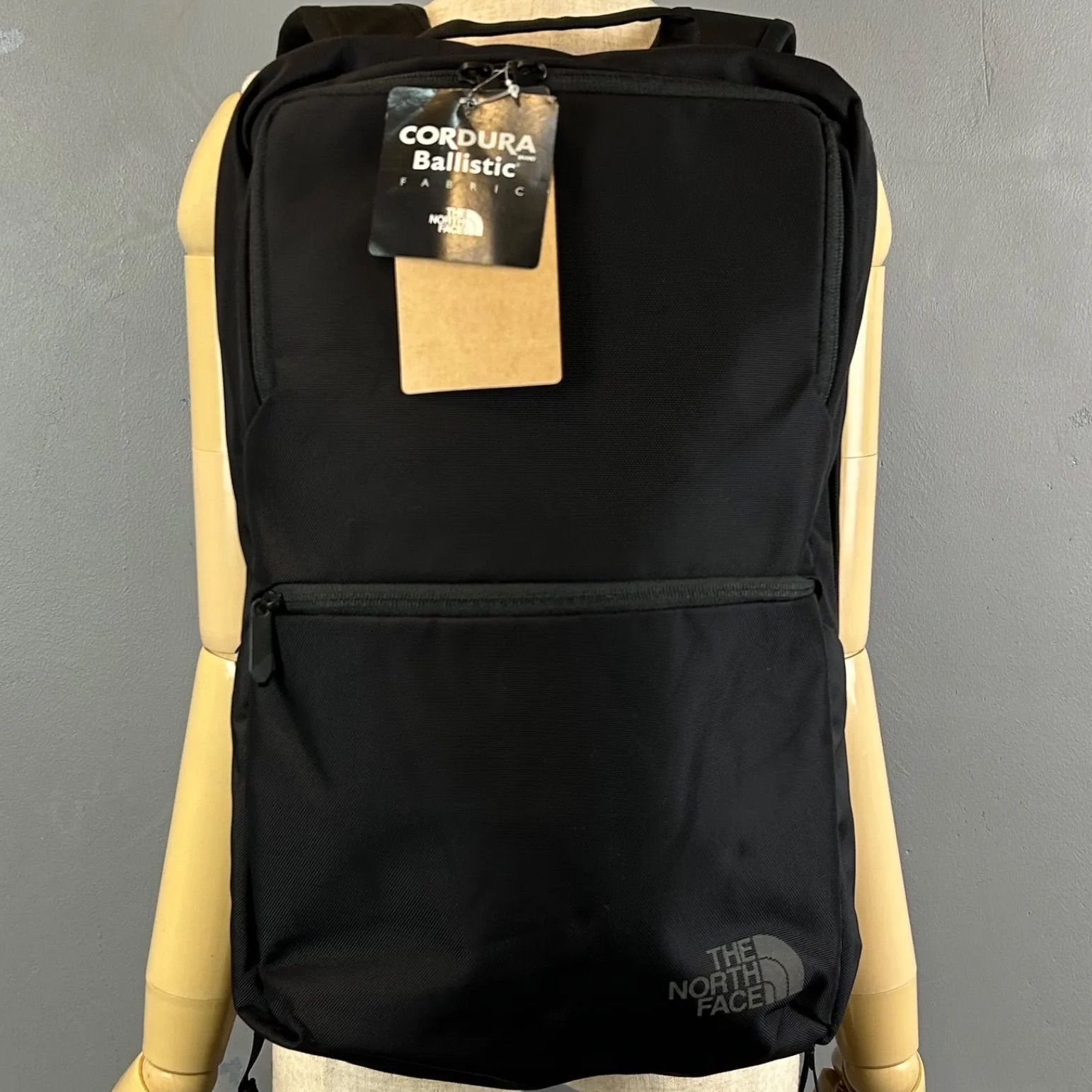 THE NORTH FACE Shuttle Daypack SLIM 新品未使用 ザノースフェイス シャトルデイパックスリム バックパック リュック  デイバッグ 18L ブラック タグ付き - メルカリ