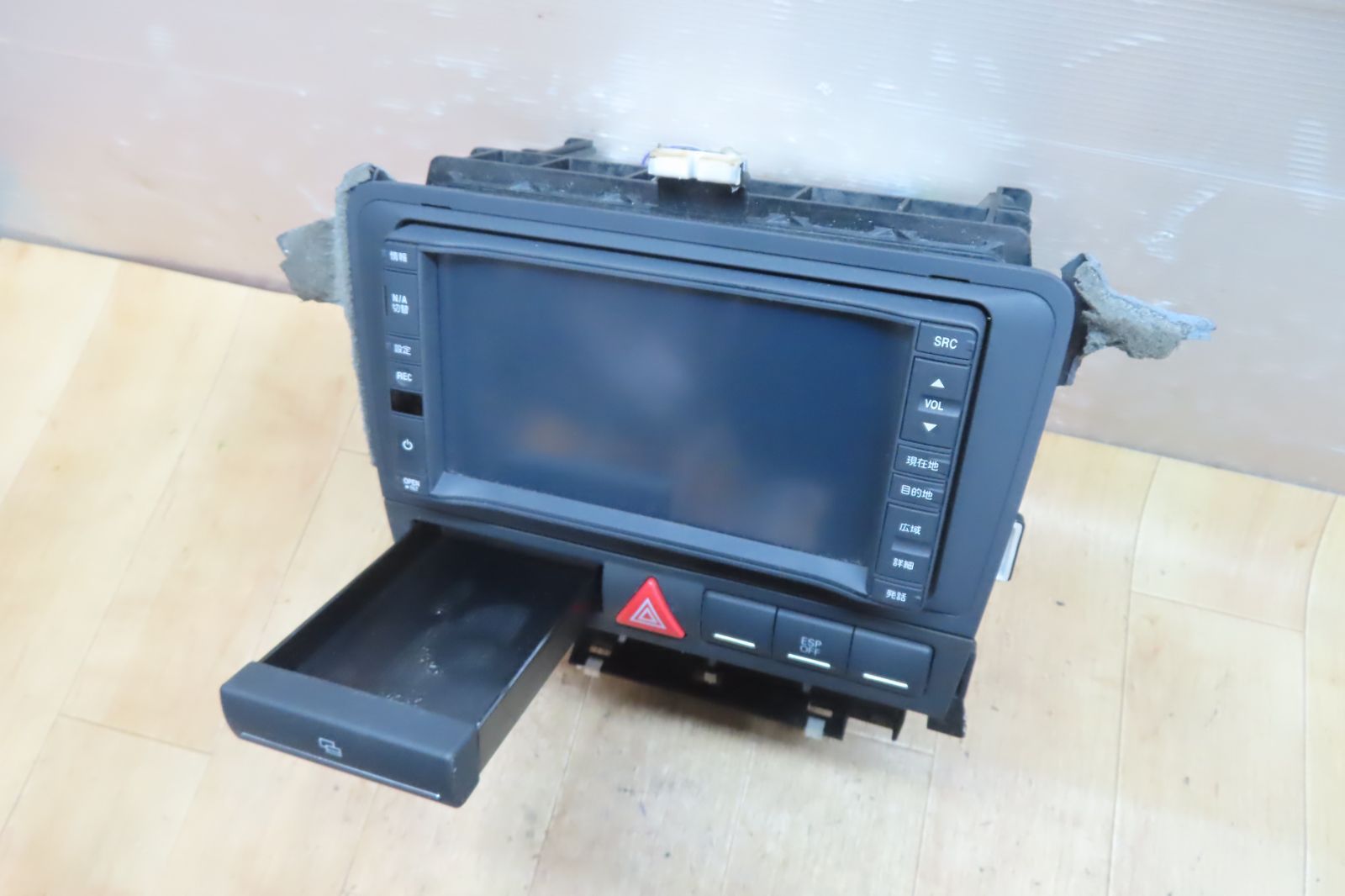 付 F3902 アウディ A3 ABA-8PBZB J8PAE2A02 HDDナビ 地図2012年 CD DVD再生OK BRIGHTFACE_UK