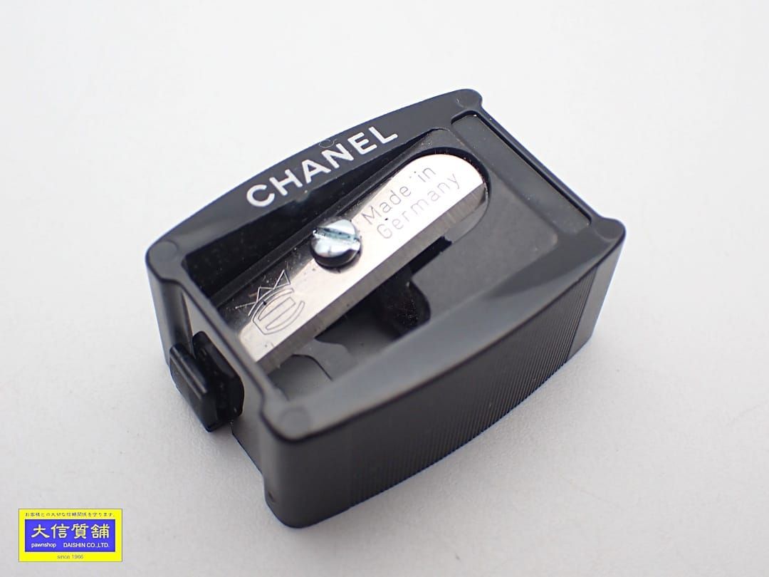 CHANEL シャネルペンシルアイライナー3本えんぴつ削り新品