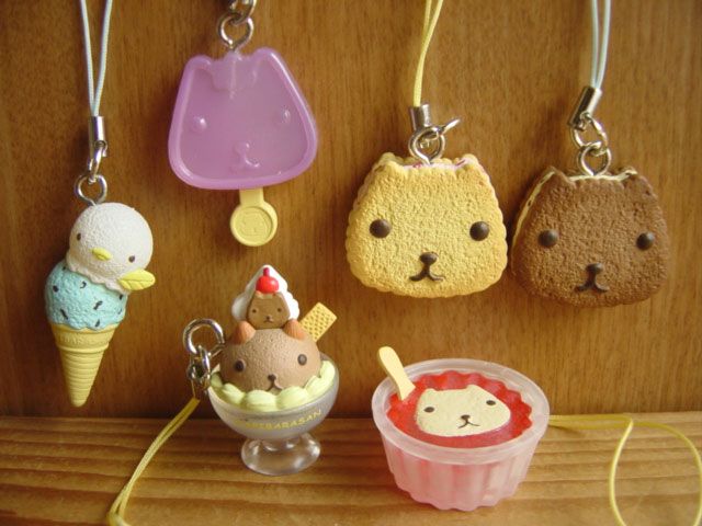 ♯Ffm10AZカピバラさんひんやりデザートストラップ全6種 バンダイ 商品・サービスサイト | カピバラさんひんやりデザート