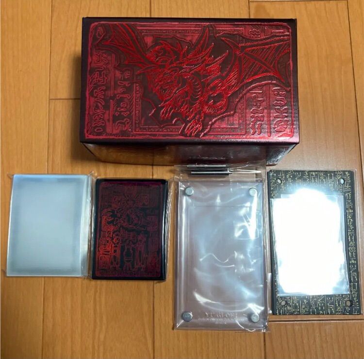 遊戯王 オシリスの天空竜 ストレージ スリーブ ディスプレイケース 