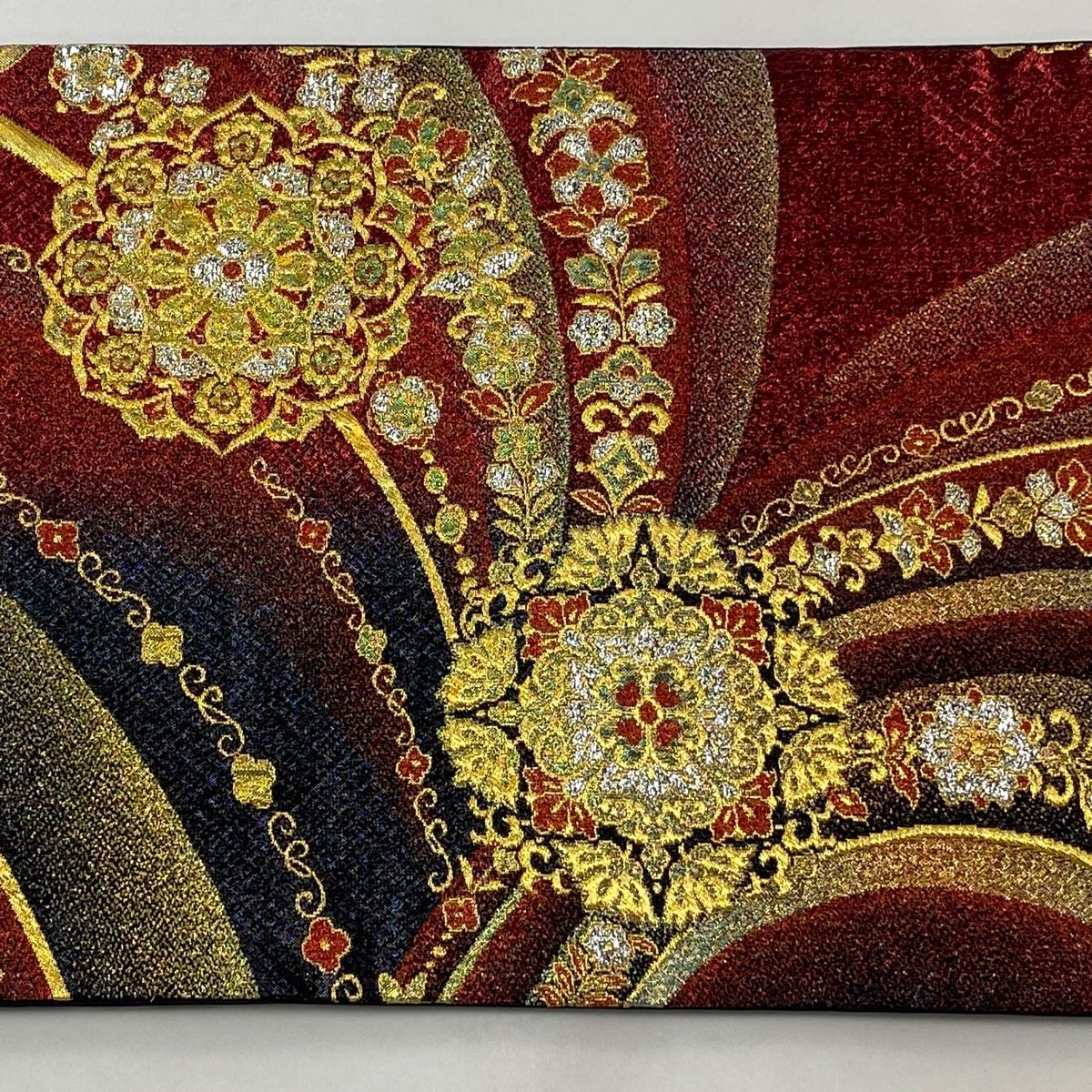 丸帯 名品 プラチナ本金箔 壱阡八百口織 桃山扇面屏風文 金色