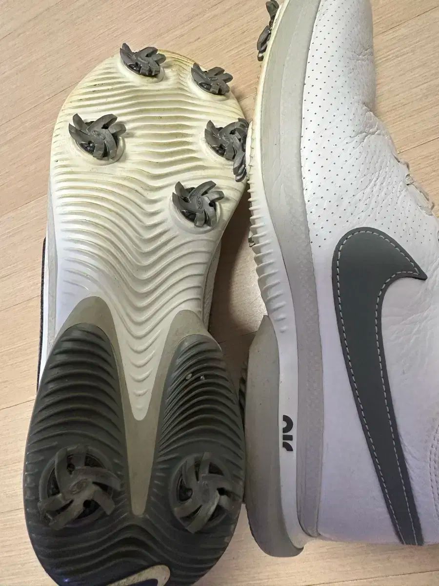 NIKE ナイキ ゴルフシューズ エア ズーム ヴィクトリー ツアー 3 ボア メンズ 265 サイズ