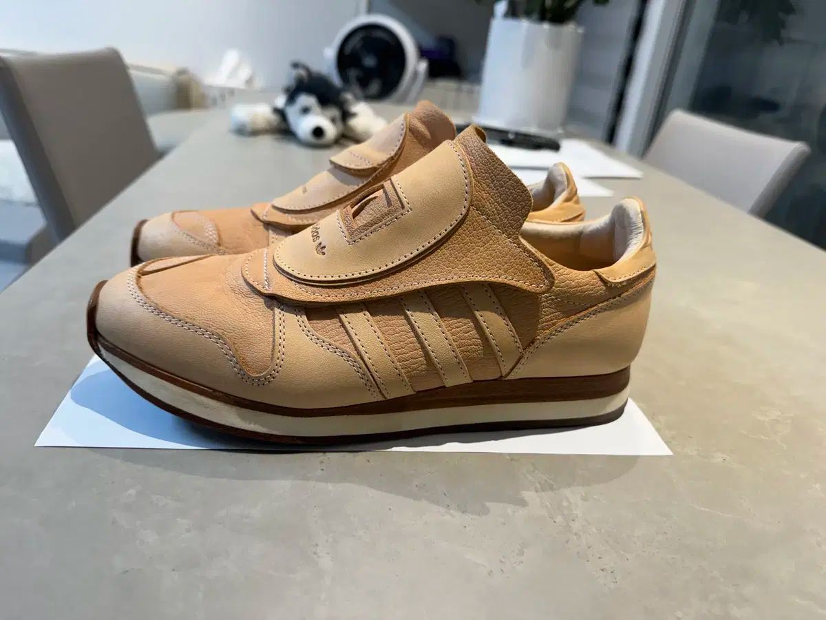 【雷市場（ポンジャン）商品韓国直送】 ヘンダースキム x adidas(アディダス) マイクロ ペイサー 4 size