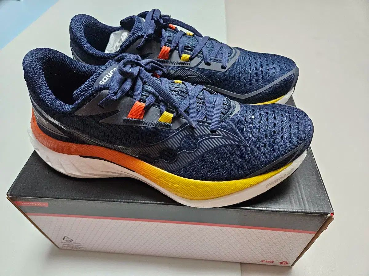 Saucony(サッカニー) エンドルフィン スピード 4 265