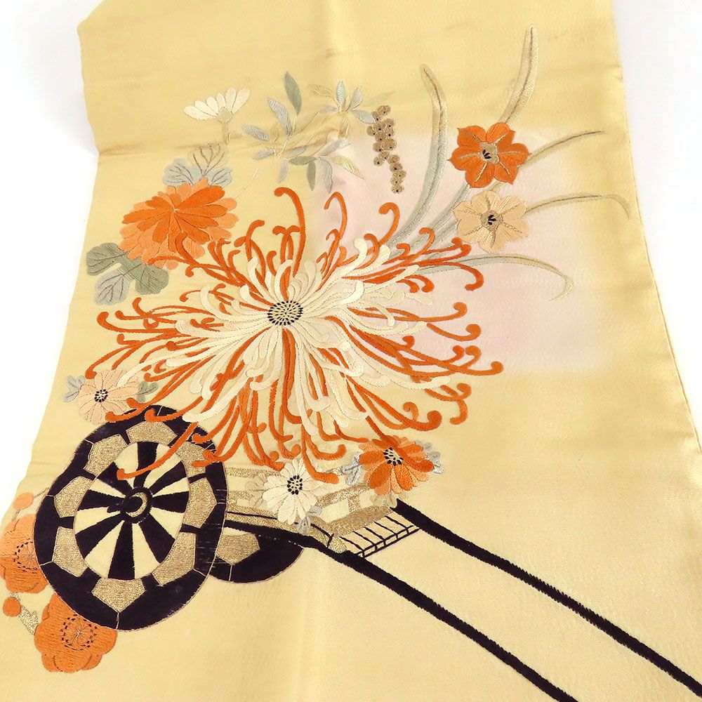 名古屋帯 正絹 塩瀬 オレンジ地 オレンジ色ｘ薄黄色ｘ薄緑色 花車模様 刺繍入り お太鼓柄 仕立て上がり 着物帯 長さ371cm 【キモノオフ野々市若松店】 名古屋帯 正絹 塩瀬 オレンジ地 オレンジ色x薄黄色x薄緑色 花車模様