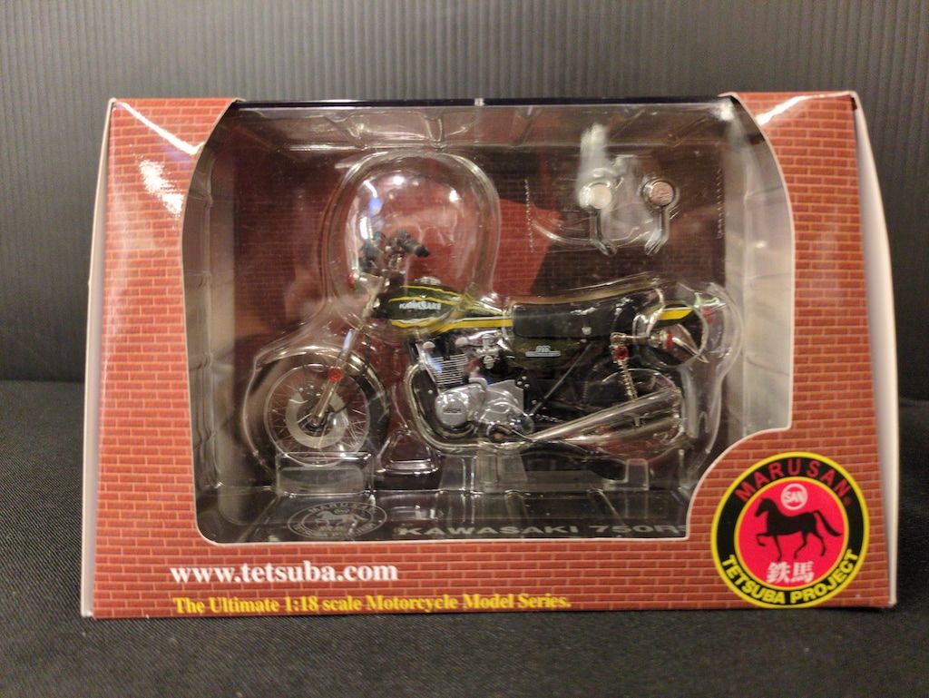 マルサン 1|18 鉄馬プロジェクト KAWASAKI 750RS Candy Yellow MTP0007