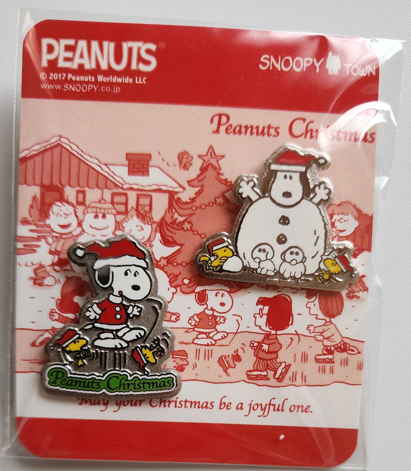 スヌーピータウン SNOOPY クリスマス ピンバッジ バンダナ バッチ Xmas Christmas ホリデー ウッドストック チャーリーブラウン 限定 レア 平成 peanuts ピーナッツ