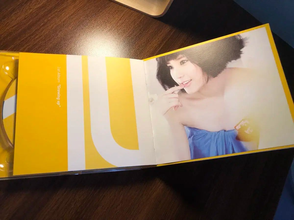 CD ゲーム・おもちゃ・グッズ IU(アイユ) 正規 1 家 growing up