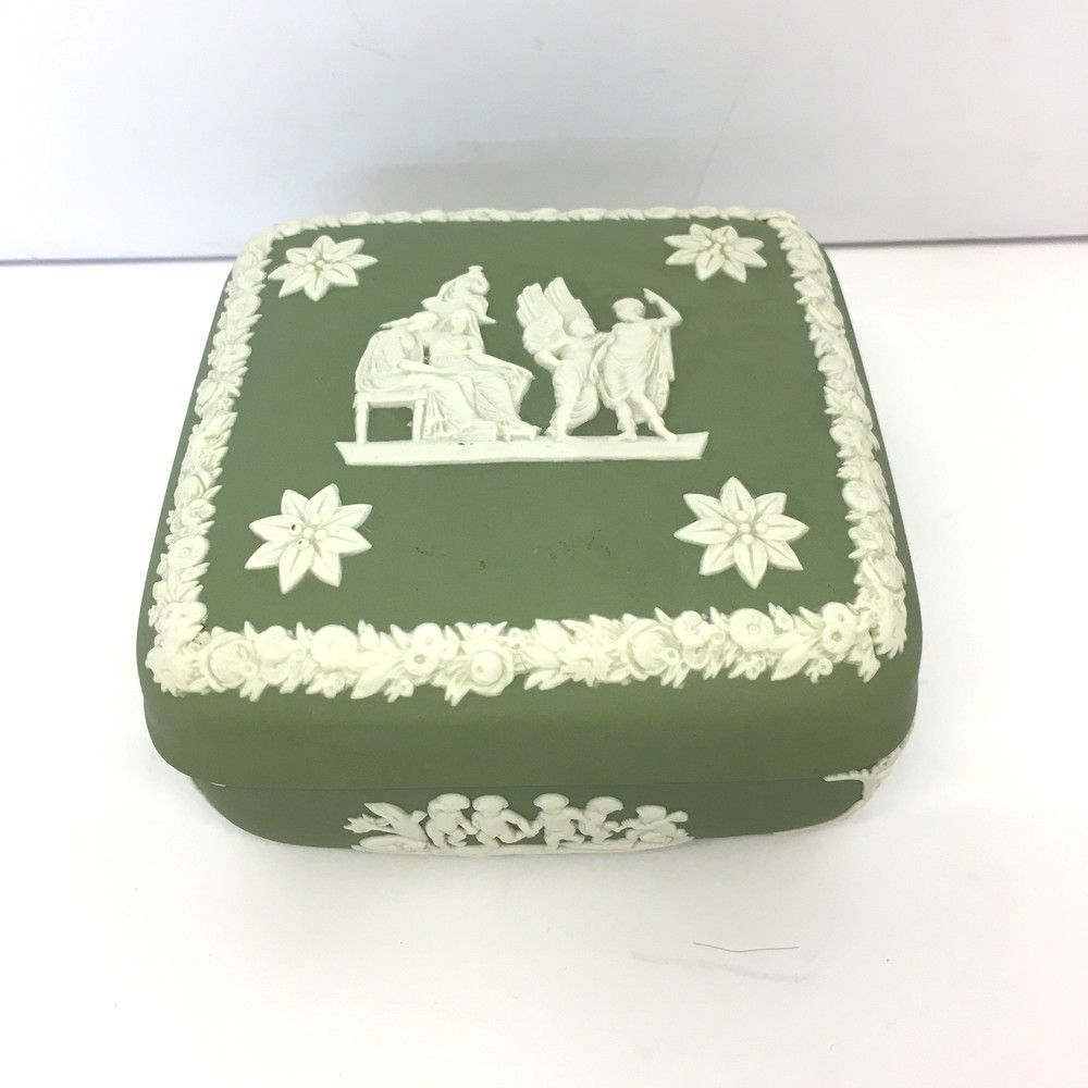 ウェッジウッド Wedgewood ジャスパー 蓋付き小物入れ グリーン