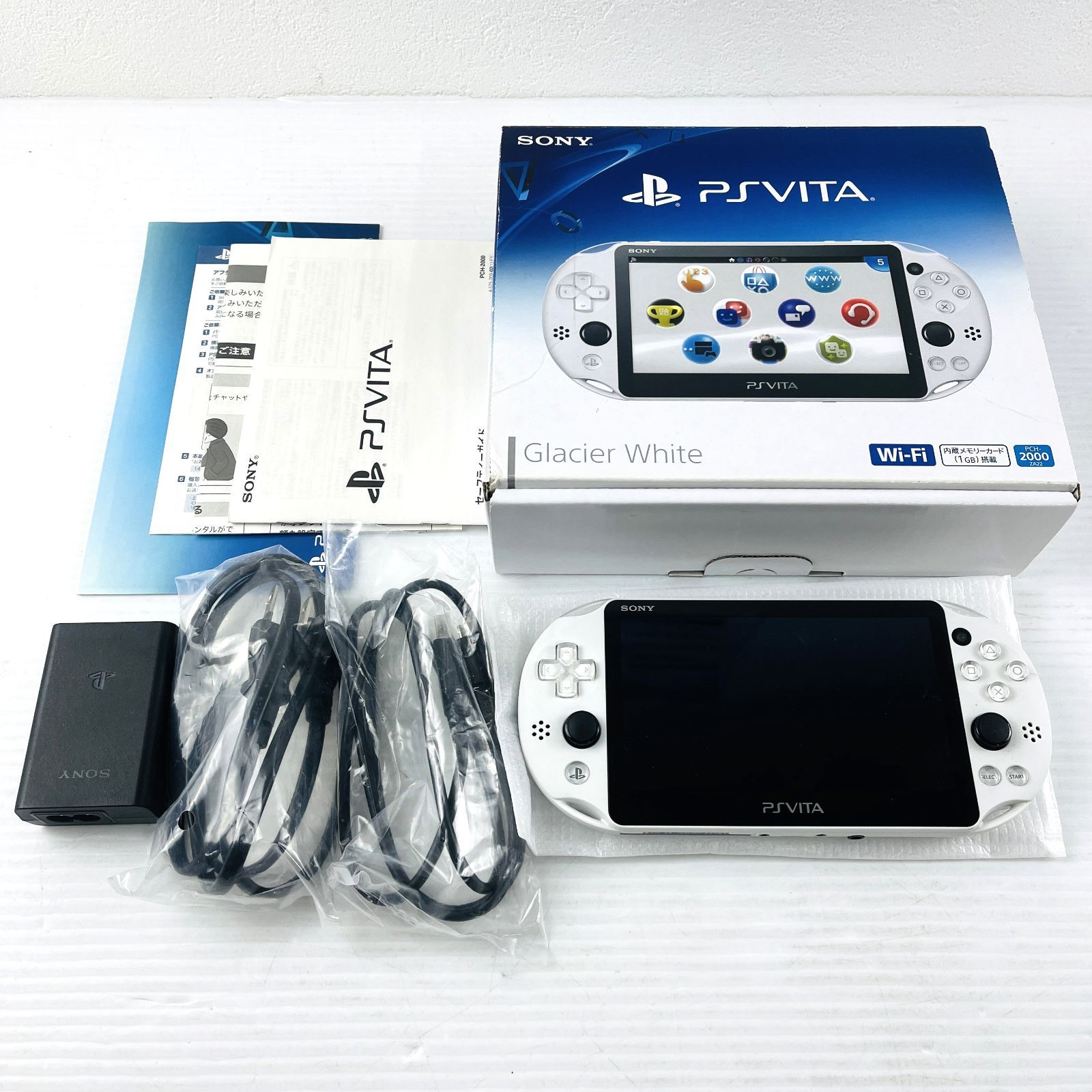 ◇【美品／動作OK】SONY PlayStation Vita PCH-2000 2000番 本体